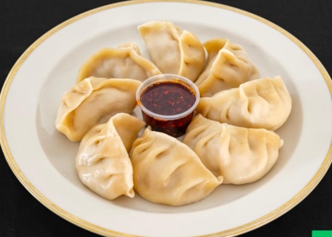 Gedämpfte Poulet Momos